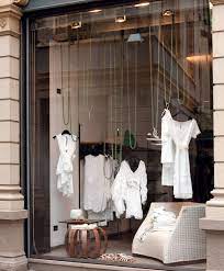 Porada Arredi Srl Vetrine Di Negozio Di Abbigliamento Vetrine Di Negozio Retail Design