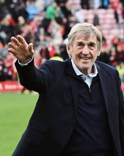 BREAKING: Sir Kenny Dalglish confirms he is undergoing cancer treatment.  The ex-Liverpool footballer published a statement referring to an  "inadvertent social media post" and asking for privacy as he "did not mean