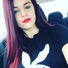 Chynelle 🇨🇱🦄 (@muffinjakechic)