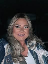 Saturday outing with my kiddos and Kloe (Grayson's girlfriend).