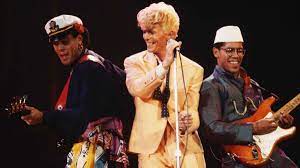 How To Play Guitar Like David Bowie S Guitarists David Bowie Bowie Mick Ronson
