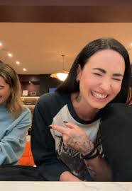 Allie Hyde's Instagram, Twitter & Facebook