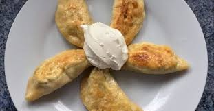 Originalrezept Von Oma Piroggen Polnische Teigtaschen Mit Hackfleisch Rezept Teigtaschen Mit Hackfleisch Rezepte Piroggen