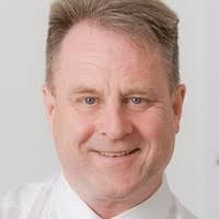 100+ profilů „Benge“