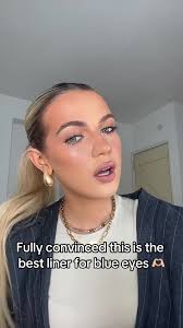 Best Eyeliner Pencil for Blue Eyes: Warm Undertone Beauty