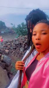 Kasasi cha Nyoka: Mwalimu na Kizazi