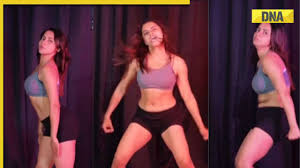 Viral video: Girls sensuous dance on Katrina Kaifs Kamli Kamli sets  internet on fire, watch