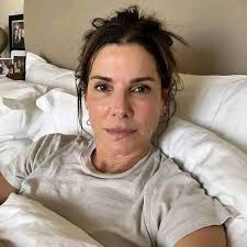 I forgot the name of my coworker that I work with everyday... literally  struggled to remember his name.. brain fog