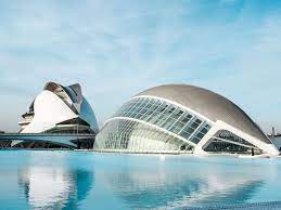 Valencia has two main railway stations: Valencia Sehenswurdigkeiten Reiseplanungen Geheimtipps 2021
