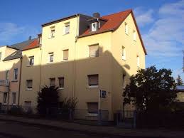 In unserem umfangreichen wohnungsangebot von über 3600 wohnungen finden singles und studenten, familien genauso wie senioren die richtige wohnung in. Immobilien In Riesa Wohnpreis De