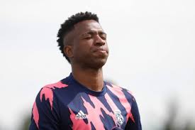 As real madrid fans begin to resign themselves to the fact that kylian mbappe will not be coming in the summer 2021 transfer window, they are also realizing that psg are creating a league of their own. Real Madrid Real Madrid Will Vinicius Jr Und Co Fur Kylian Mbappe Opfern