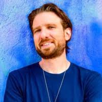 Robert Klages's Instagram, Twitter & Facebook