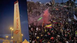 Estos son las rutas del sitp que conectan los sectores de puente grande y el tuno. Portal Resistencia Manifestantes Cambian El Nombre Del Portal De Las Americas Abc Politica