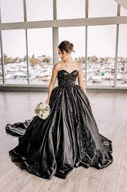 Black Wedding Dress With Beading By Brides Tailor Gothic Etsy In 2021 Black Wedding Dresses Wedding Dress Sketches Black Lace Ball Gown