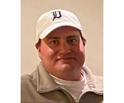 Chris Barr's Instagram, Twitter & Facebook