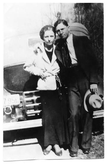 Clyde Champion Barrow and Bonnie Parker] - The Portal to Texas History