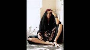 Her career began in 1962 at the castrocaro music festival, where she earned third place. Iva Zanicchi Zingara 1969 Youtube