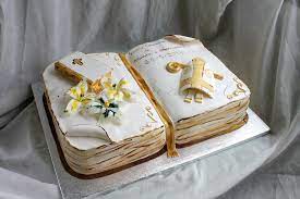 Segna infatti il passaggio ad una maggior consapevolezza della propria fede. Pin Su Torte In Pasta Di Zucchero E Non Solo