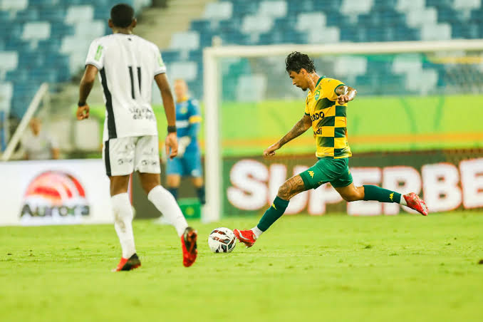 Cuiab&aacute; atropela Athletic na Arena Pantanal e volta a sonhar com os playoffs da S&eacute;rie B; veja os gols - Perrengue Mato Grosso