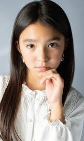 Con 11 años, Lisa Rivas se abre camino en la industria, cautivando en 'El  Secreto del Río'