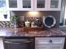 Or something like that anyway. Only Furniture Remarkable Kitchen Counter Decorating Ideas 20 Awesome Kitchen Decor Ideas For Your Home Counter Ideas Remarkable Decorating Kitchen Home Furniture