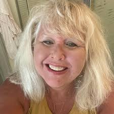 How much money does a Spark driver/contractor need to collect before  reporting it to the IRS and the state of Missouri?