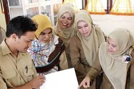 Memperjuangkan kemerdekaan belajar guru, kesempatan mengembangkan kompetensi, terlibat dalam kolaborasi. Guru Harus Terus Belajar Sekolahdasar Net