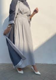 Grey walls need not be dark. Qomash Gulf S Luxury Brands Dark And Light Grey Abaya