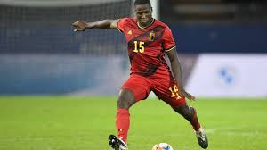 Retour en belgique pour le milieu de terrain guinéen. Belgian Juventus Daouda Peeters On Loan At Lorient