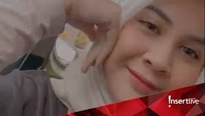 Nikmati waktu bersamamu, jalani cinta yang menggebu sepertinya tak terpisah tapi tak cukup untukmu waktu dan perhatianku selalu salah di depanmu. Lirik Lagu Tak Mau Berubah Kesha Ratuliu