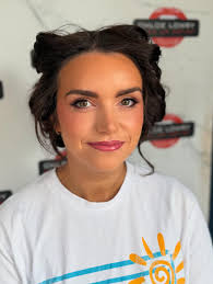 Chloe Lowry Make-Up Artist