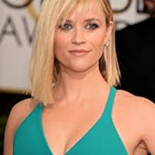 Debbie (played by Reese Witherspoon) outfits