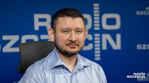 Od 1982 do 2002 zajmował się prowadzeniem własnej działalności gospodarczej w branży. Serwis Informacyjny Polityk Konfederacji Nie Szczepi Sie Chyba Ze Rozmowy Pod Krawatem Radio Szczecin
