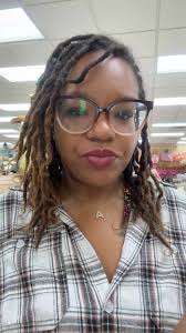 The Fashion Hunter was live.