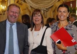 Lascerà la compagnia di san paolo, dove opera nella fondazione per la scuola, e il posto nel cda del teatro stabile, designata dal ministero della cultura? Gabo Su Torino Circolo Dei Lettori Speriamo Che Sia Femmina