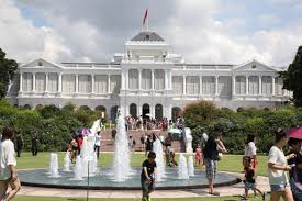 Look forward to tours, guided nature walks and performances there! Halimah Yacob To Host First Hari Raya Open House At Istana As President Today