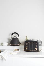 Black And Copper Kitchen Appliances 99 Hottest Copper Rose Gold Kitchen Themes Decorations Ideas 99bestdecor Kettle And Toaster Set Black And Copper Kitchen Rose Gold Kitchen
