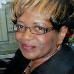 Gail Clow's Instagram, Twitter & Facebook