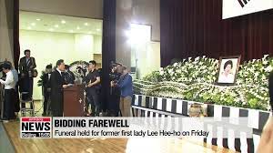 Late former first lady Lee Hee-ho laid to rest at Seoul National Cemetery -  video Dailymotion