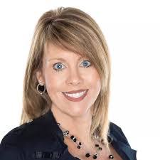 Julie Norcross's Instagram, Twitter & Facebook