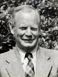 CHAPTER FIVE THE ACADEMICS