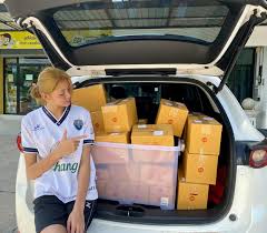 ผู้เล่นทำคะแนนสูงสุด ชัชชุอร โมกศรี นครราชสีมา เดอะมอลล์ วีซี รับเงินรางวัลรวมทั้ง 3 เลก จำนวนเงิน 2,000,000 บาท (สองล้านบาทถ้วน) Chatchu On Moksri à¸Š à¸Šà¸Š à¸­à¸£ à¹‚à¸¡à¸à¸¨à¸£ Fc Facebook