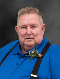 Nicole Dahle's Instagram, Twitter & Facebook