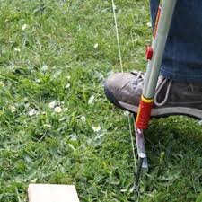 Comment Creer Des Allees En Gravier Tutoriel En 2020 Allee En Gravier Gravier Comment Creer