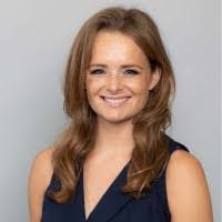 Leslie Somerville's Instagram, Twitter & Facebook