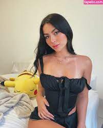 Nicole Betancur / Nicolebta Nude Leaked Photo #1 - Fapello