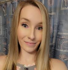 Audi Reiser's Instagram, Twitter & Facebook