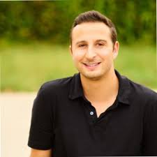 Super excited to share that I've joined Warner Music Group as a Royalties  Analyst!