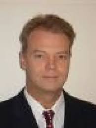 Daniel Donahey erklärt deutschen Managern in Charlotte, USA, hohe  Mitarbeiterfluktuation