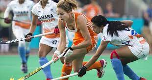 Eva de goede breekt pols. Hockeyster De Goede Breekt Kaak Andere Sporten Ed Nl